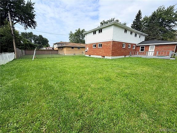 5th image of 199 Tonawanda Creek Rd