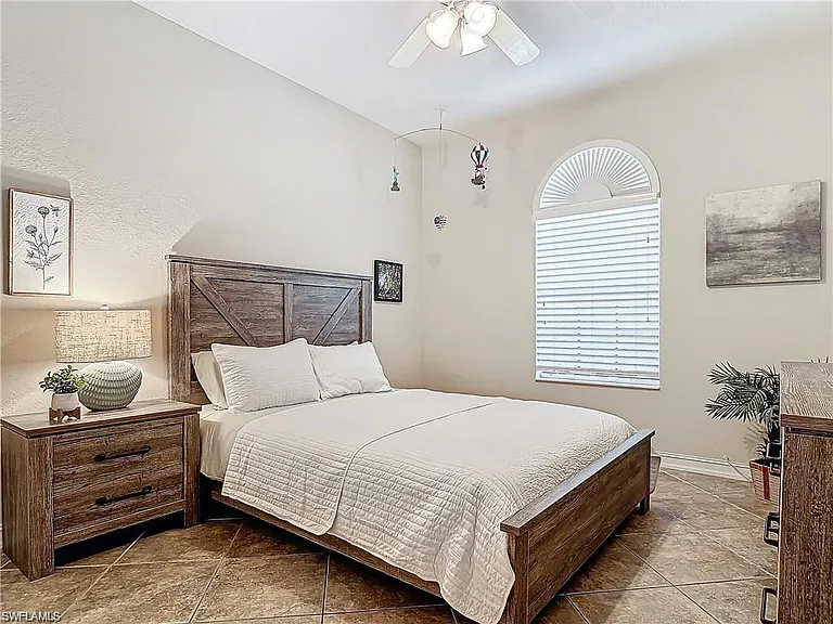 1680 Sanctuary Pointe Ct — Photo 10