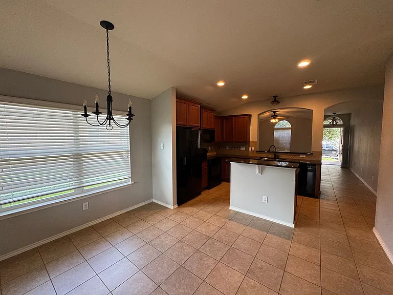 6725 Cold Water Dr — Photo 6