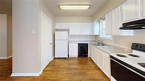 218 Renfro St #A — Photo 3