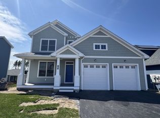 187 Leo Ln, South Burlington, VT 05403