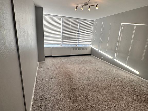 4th image of 4800 S Chicago Beach Dr #1504