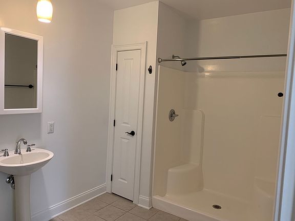 4th image of 21 Bay St APT 201
