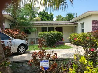 915 NE 135th St, North Miami, FL 33161