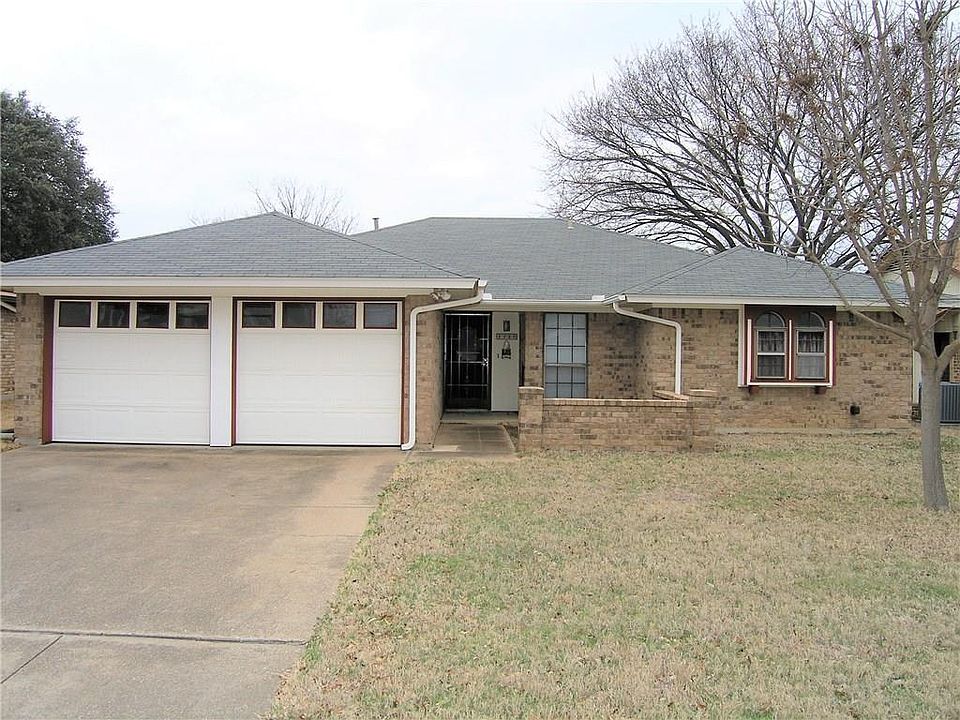 1st image of 2720 Amber Dr S