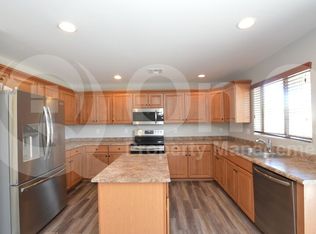 2769 E Desert Rose Trl, San Tan Valley, AZ 85143