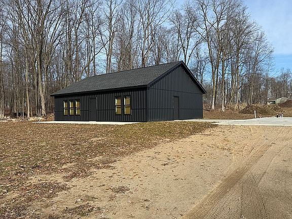 2nd image of 84 Dildine Rd