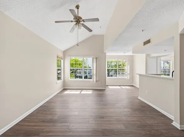 14053 Vista Dr APT 146, Laurel, MD 20707