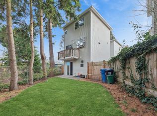 320 NW 103rd St, Seattle, WA 98177