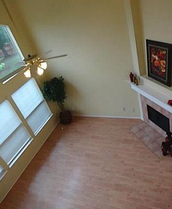 4th image of 3717 Saint Johns Dr