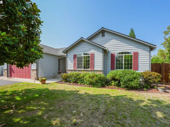 104 Kenya Ct, Winston, OR 97496