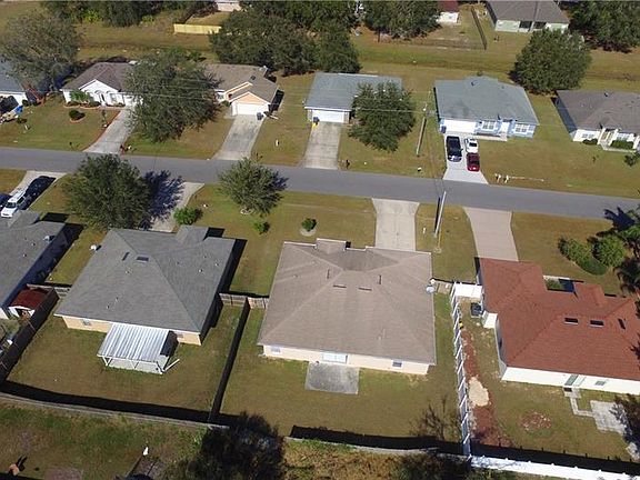 3rd image of 410 Cardinal Ct
