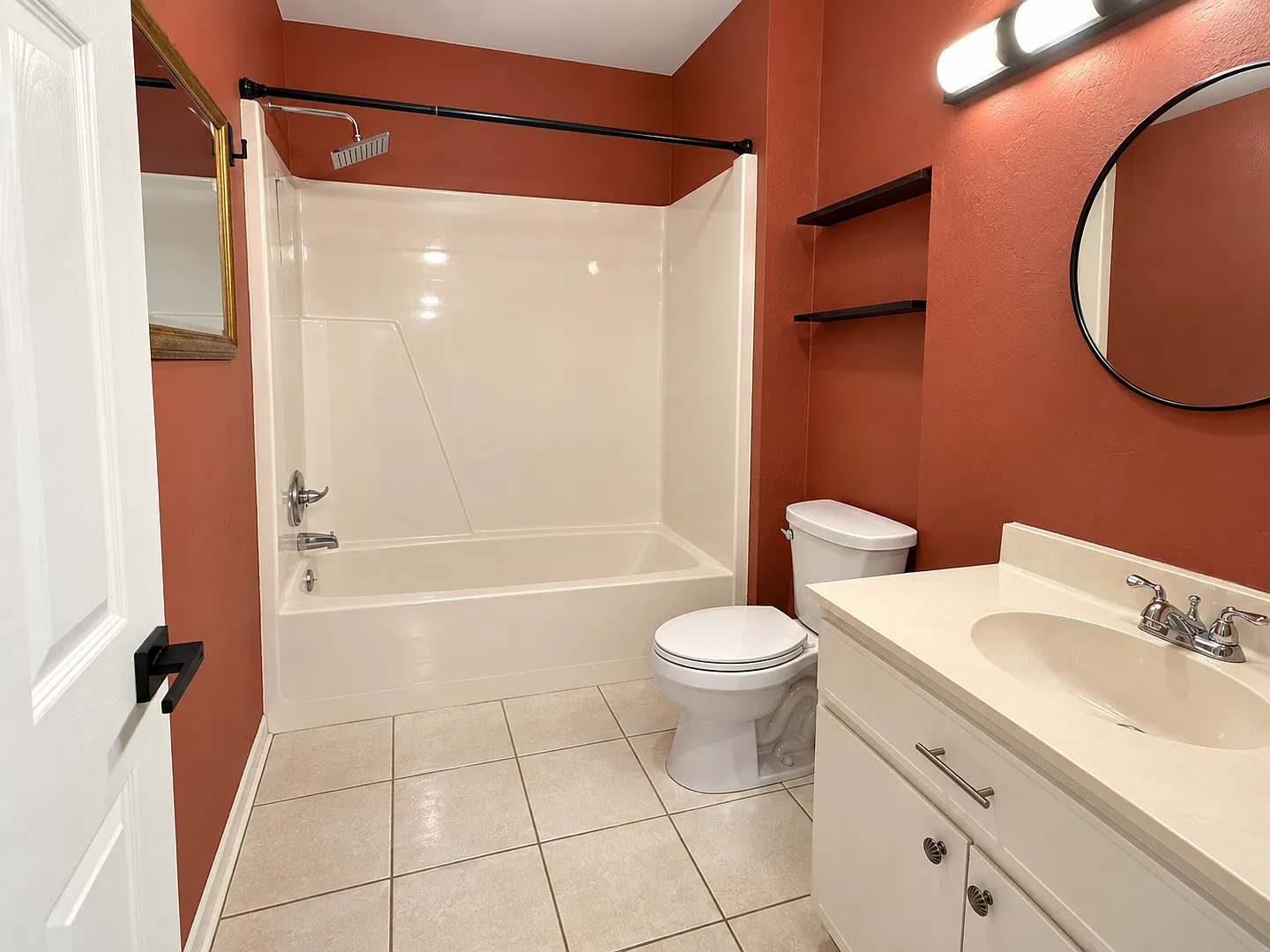 4614 Old Spartanburg Rd — Photo 3