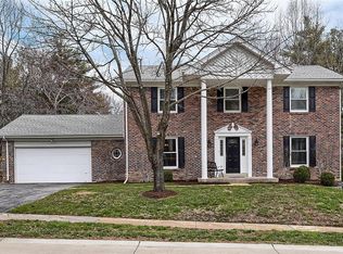 2020 Lake Clay Dr, Chesterfield, MO