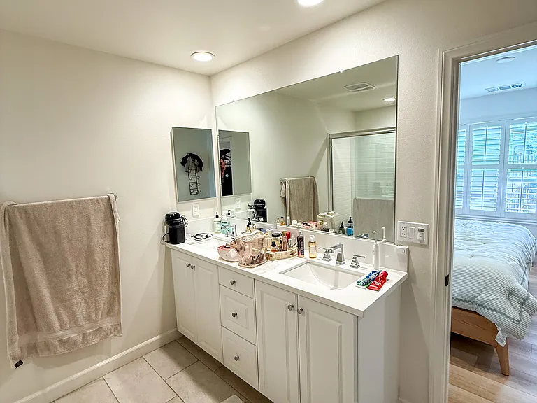 953 Slate St — Photo 9