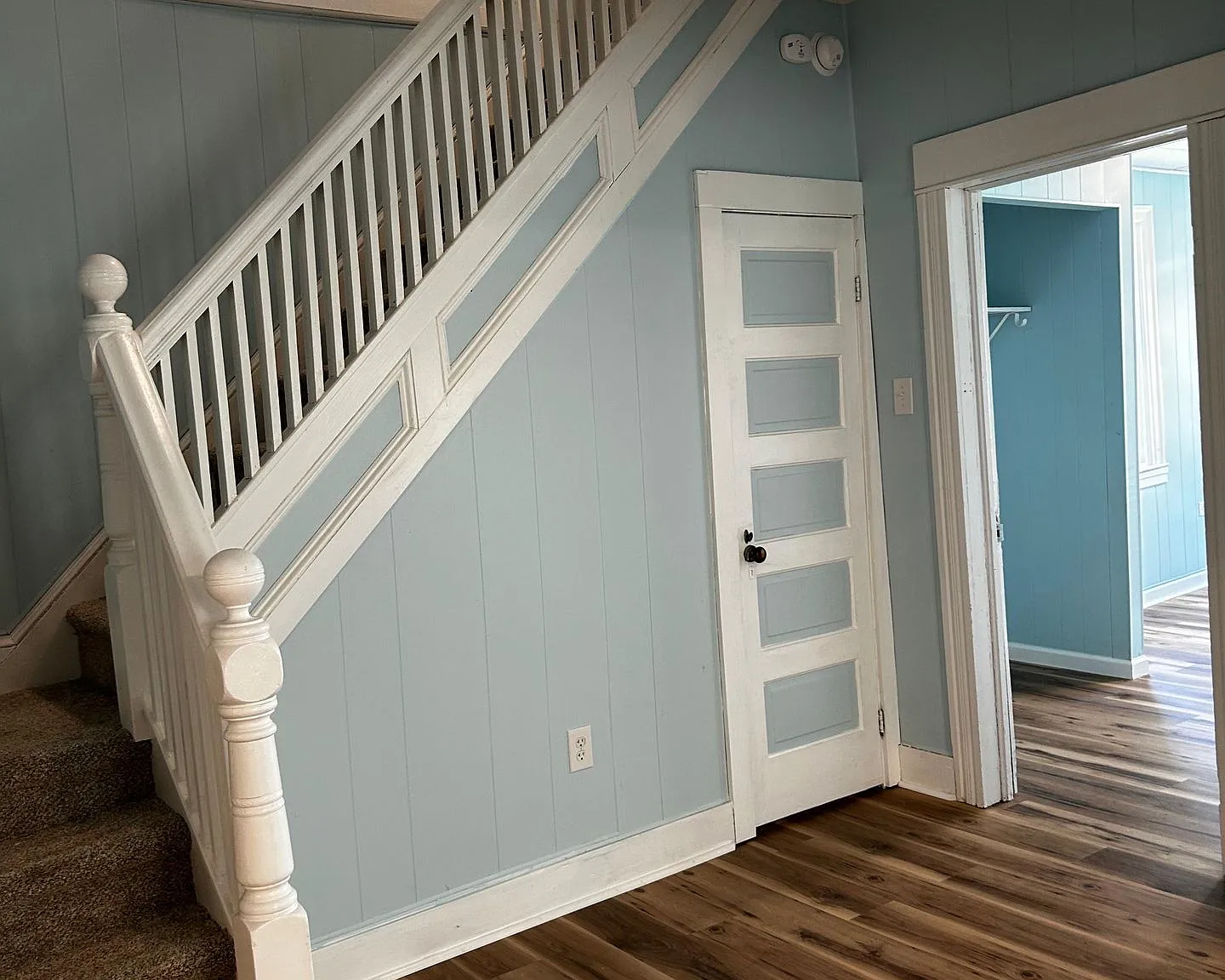 305 Jackson Street — Photo 3