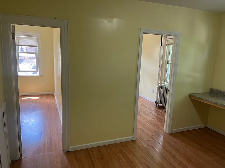 109 Liverpool St — Photo 2