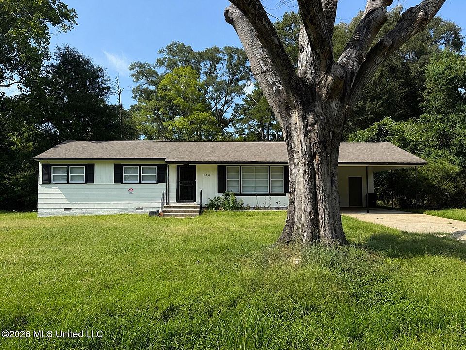1st image of 160 Wildwood Cir