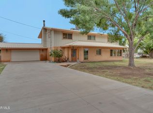 6040 Strahan Rd, El Paso, TX 79932
