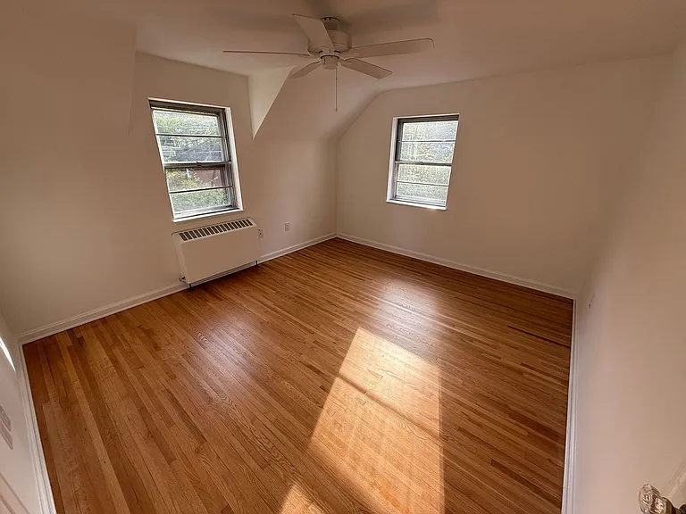 616 W Foster Ave — Photo 16