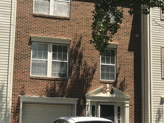 2nd image of 3710 La Harve Pl