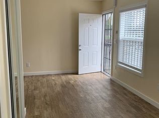 1201 3/4 E 64th St #8170089, Los Angeles, CA 90001