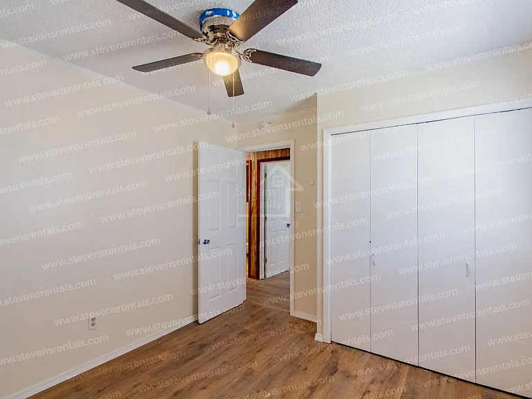 5311 NW Elm Ave — Photo 41