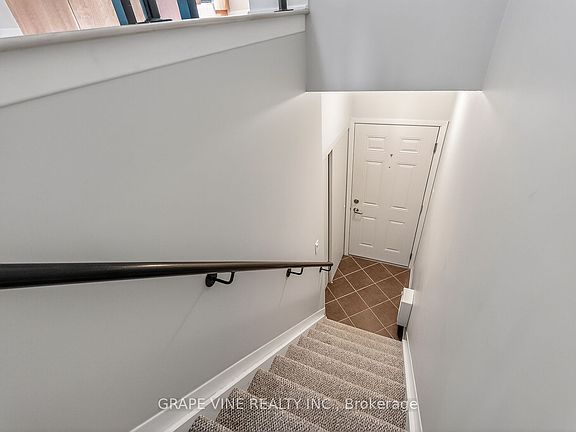 3rd image of 795 Montreal Rd #4