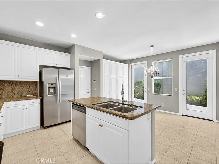 14 Conservatory Dr — Photo 13