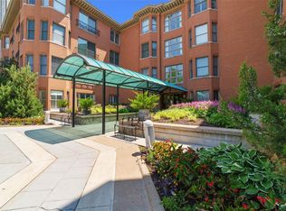 750 S Hanley Rd APT 150, Saint Louis, MO