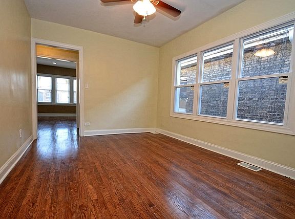 5th image of 7038 S Campbell Ave