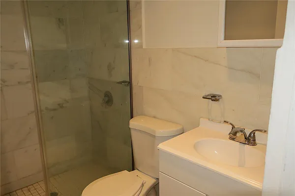 Rented by Platinum Properties | media 18
