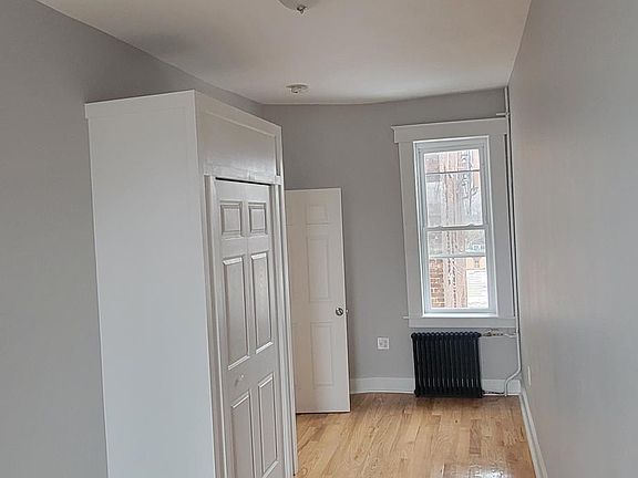 3rd image of 284 3rd St #Ea