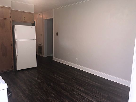 5th image of 707 Boston Ave