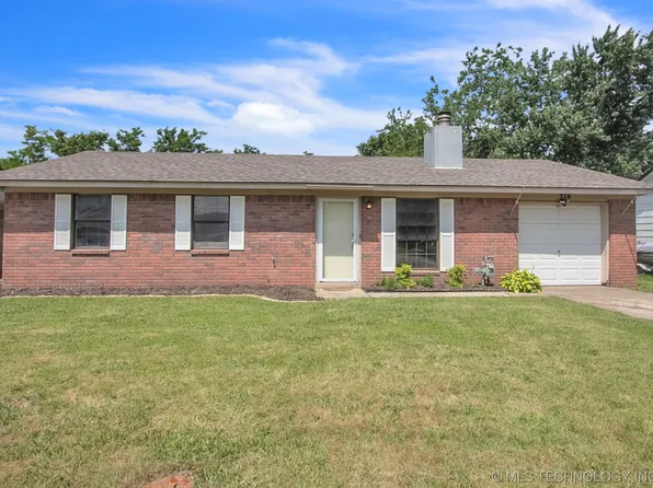 318 Green Valley Rd, Inola, OK 74036
