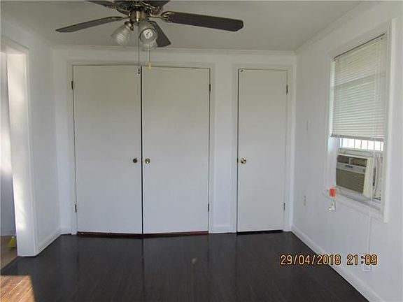 2nd image of 1044 1/2 Avenue D