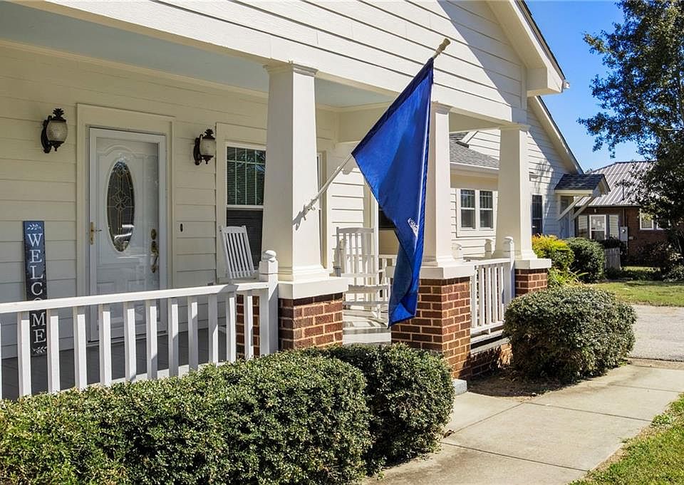 409 S Depot St, Seneca, SC 29678 Zillow