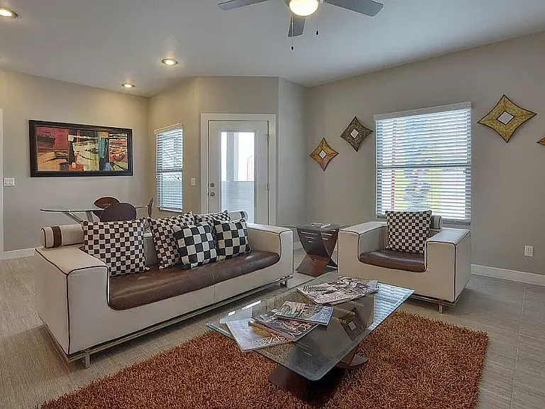 Moderno Village Apartments and Town Homes — Photo 19