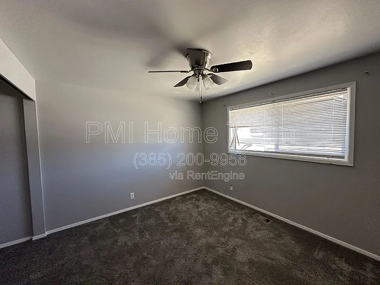 273 E Laker Way — Photo 6