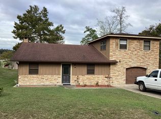 117 Cypress Bend Dr, Village Mills, TX 77663