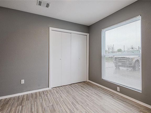 3rd image of 8410 Riverstone Dr #A