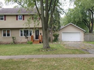 656 Sheila Pl, Lombard, IL