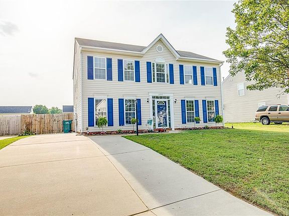 2nd image of 6408 Goldenrod Ct