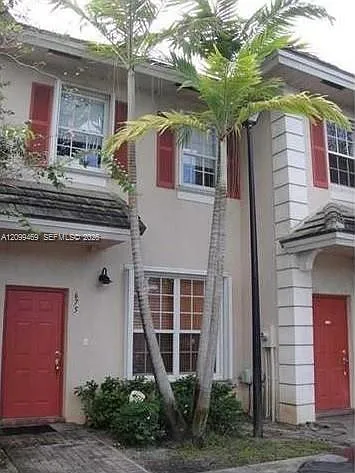 Park Place At Plantation — Photo 3