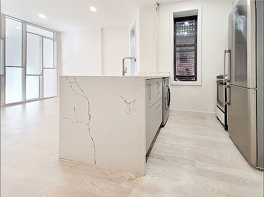 1st image of 212 Lafayette St APT 4d