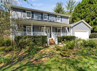 1492 Brentwood Pl, Morganton, NC 28655