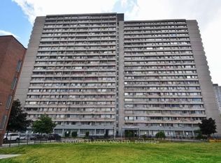 10 Sunny Glenway #1703, Toronto, ON