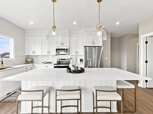 515 NW Georgetown Dr, Waukee, IA 50263