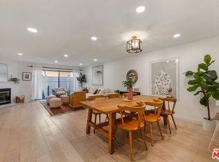 12421 Riverside Dr APT 4, Los Angeles, CA 91607