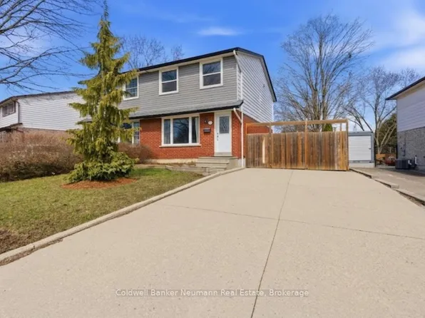 28 Chartwell Cres, Guelph, ON N1G 2T7